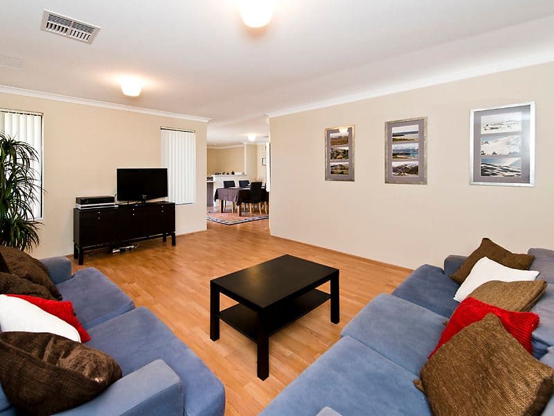 71 Clontarf Terrace, CANNING VALE WA 6155, Canning Vale - Thumbnail 2