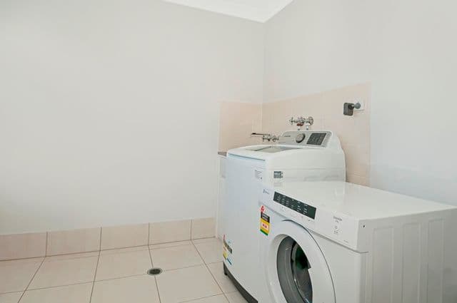 60 Cobblestone Avenue, Logan Reserve QLD 4133, Logan Reserve - Thumbnail 6