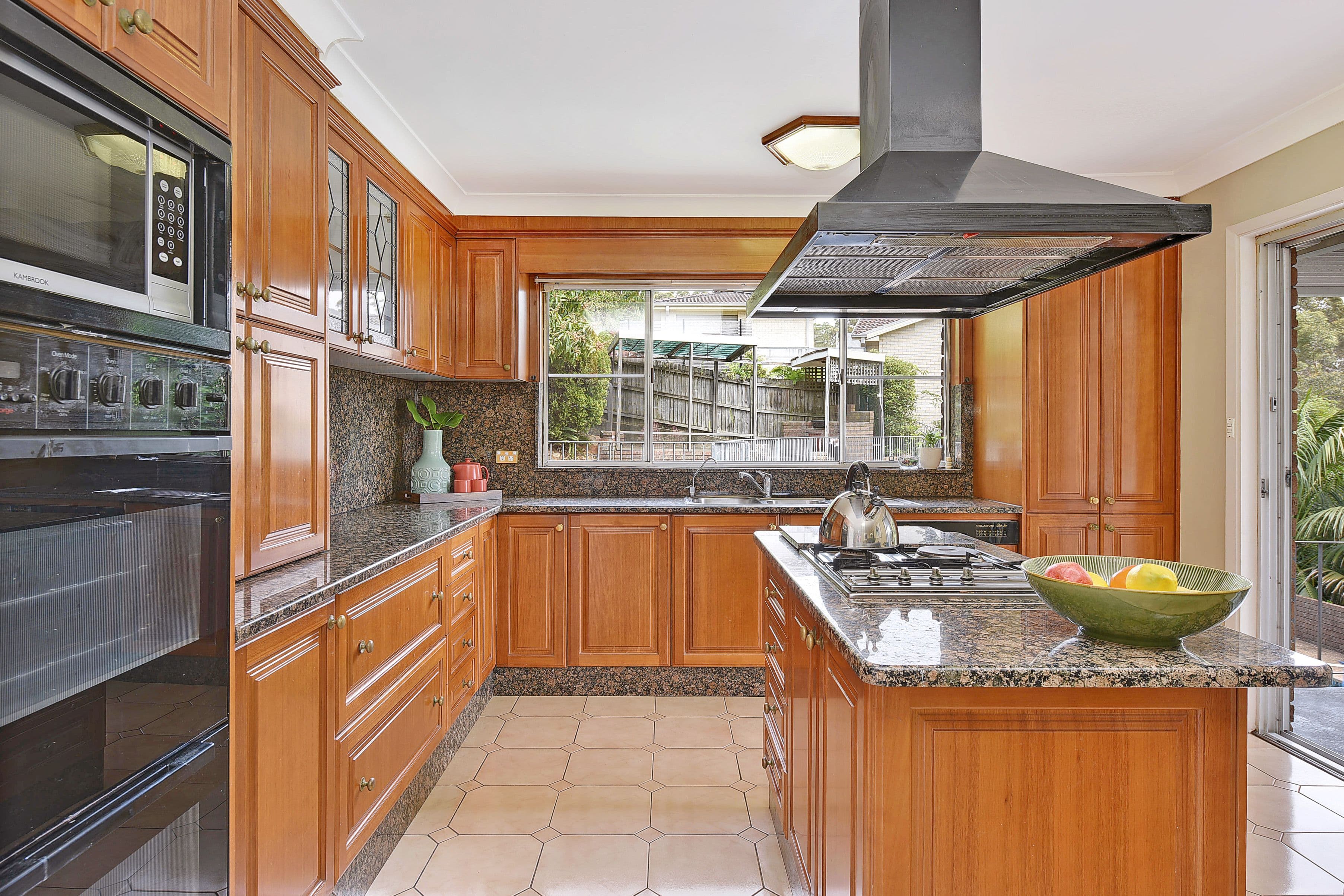 7 Woomba Close, Hornsby Heights - Thumbnail 4