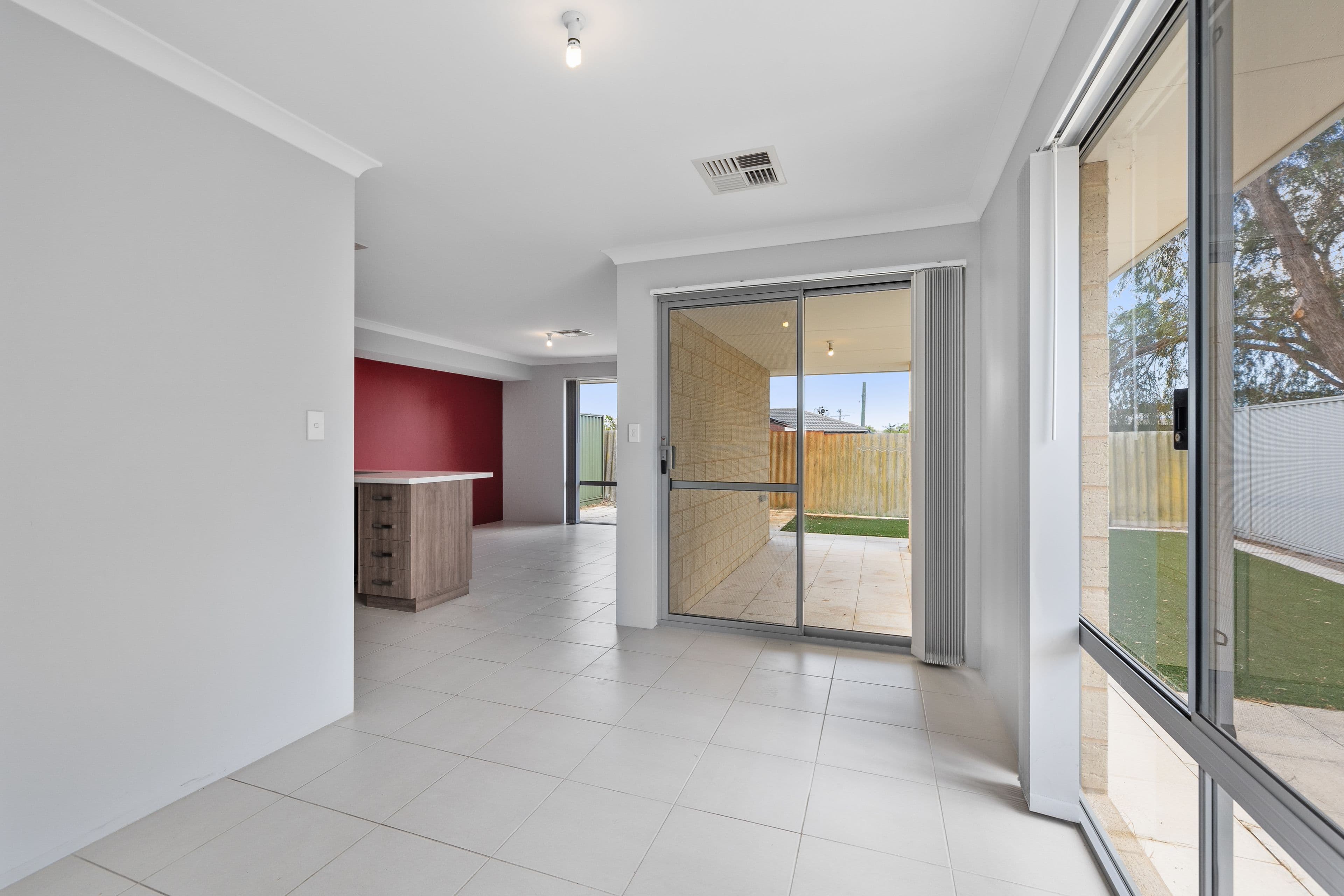 8B Frankland Court, Gosnells WA 6110, Gosnells - Thumbnail 4