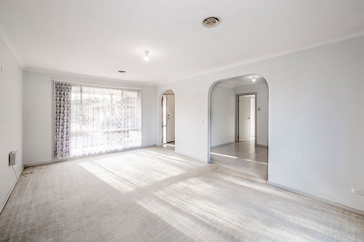 102 Duff Street, Cranbourne VIC 3977, Cranbourne - Thumbnail 5