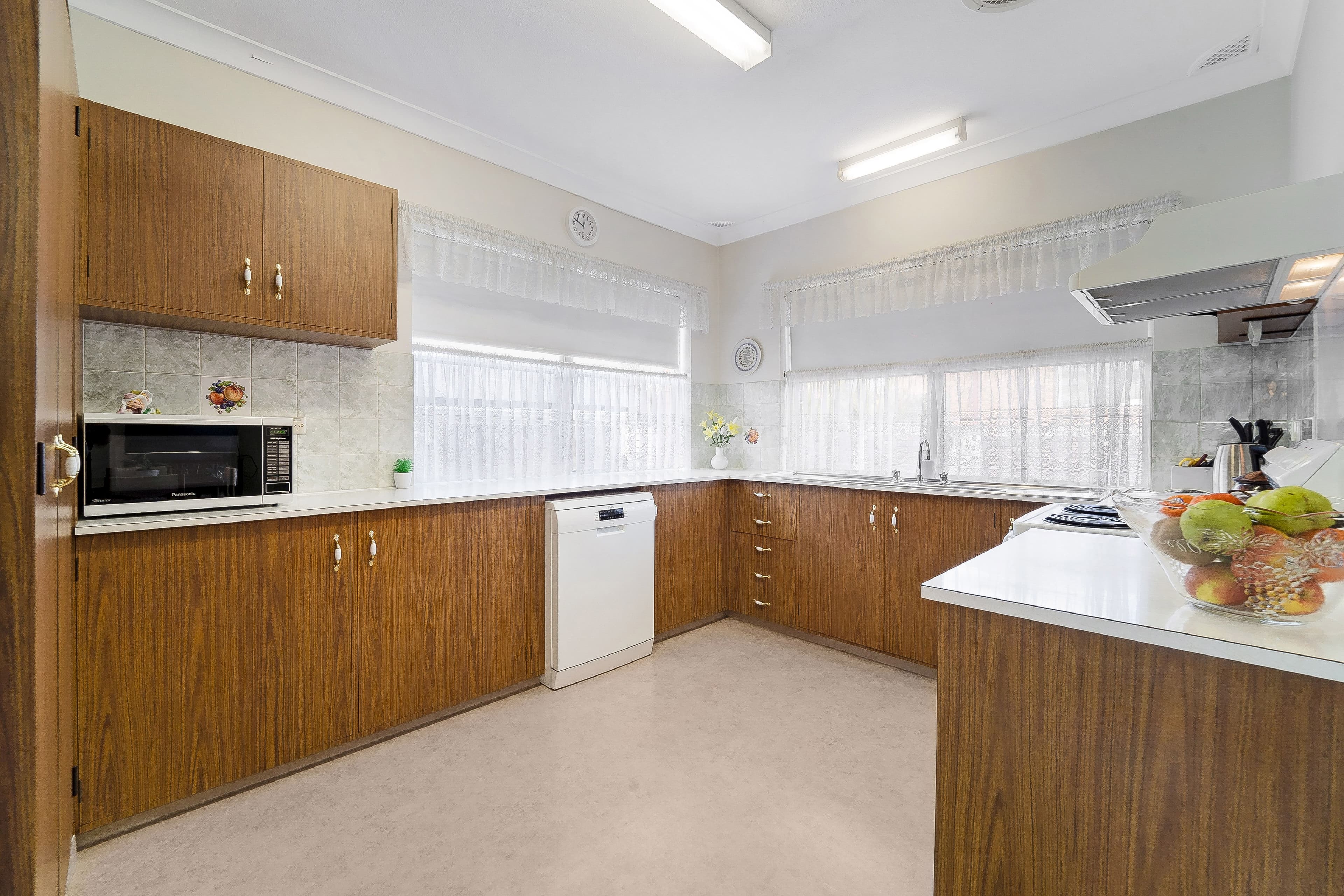 4 Greatrex Avenue, Regents Park NSW 2143, Regents Park - Thumbnail 5