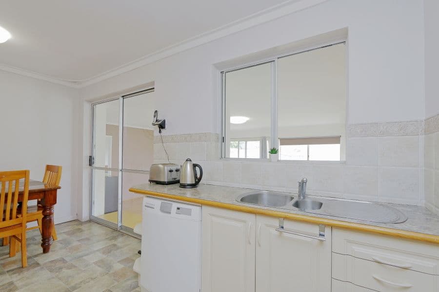 9 Yomba Street, Kewdale WA 6105, Kewdale - Thumbnail 7