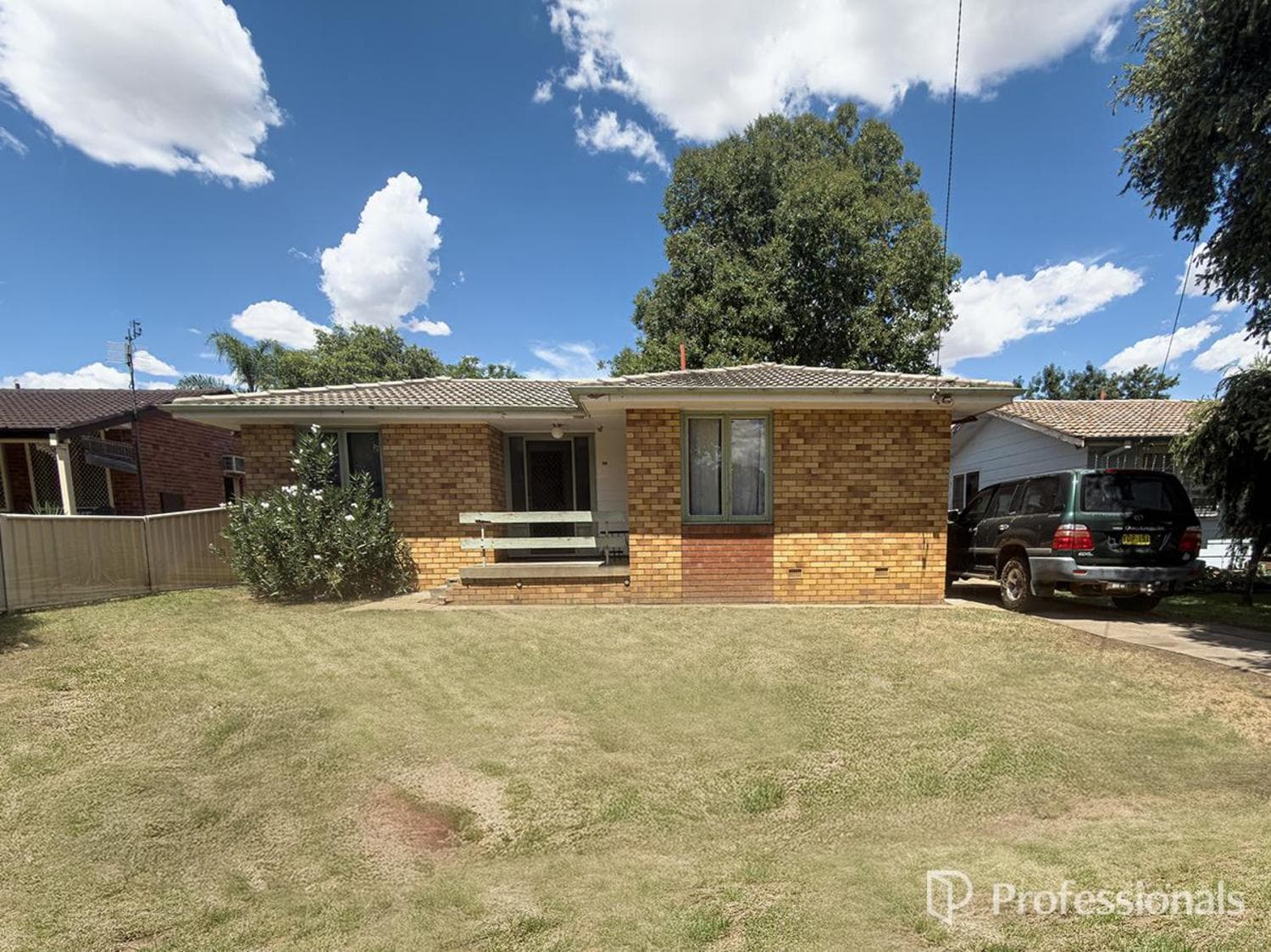 38 Cossa Street, West Tamworth NSW 2340, West Tamworth - Image 1
