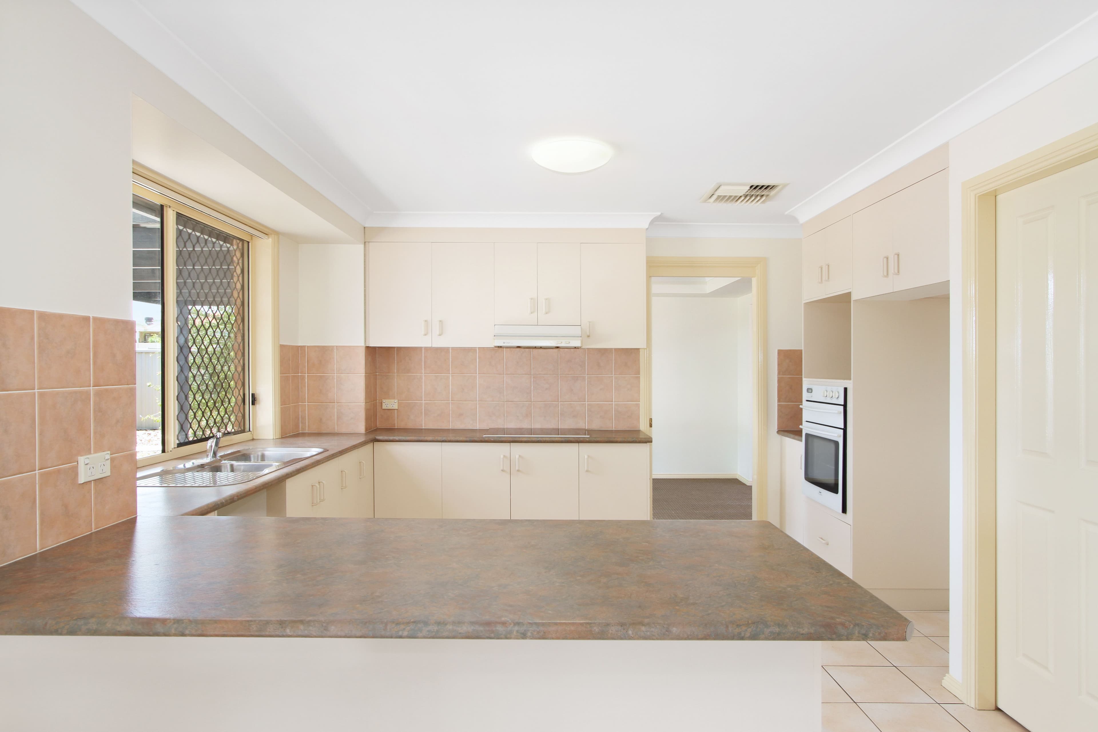 37 Wahroonga Drive, Tamworth NSW 2340, Tamworth - Thumbnail 4