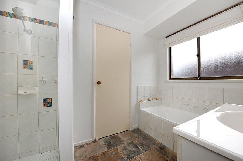 35 Bryden Drive, FERNTREE GULLY VIC 3156, Ferntree Gully - Thumbnail 8