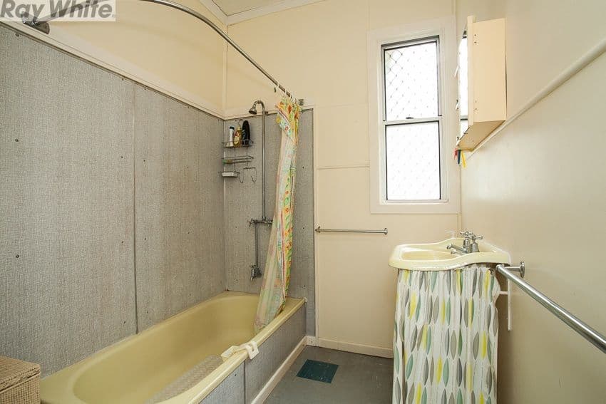 46 Laura Street, CLONTARF QLD 4019, Clontarf - Thumbnail 7