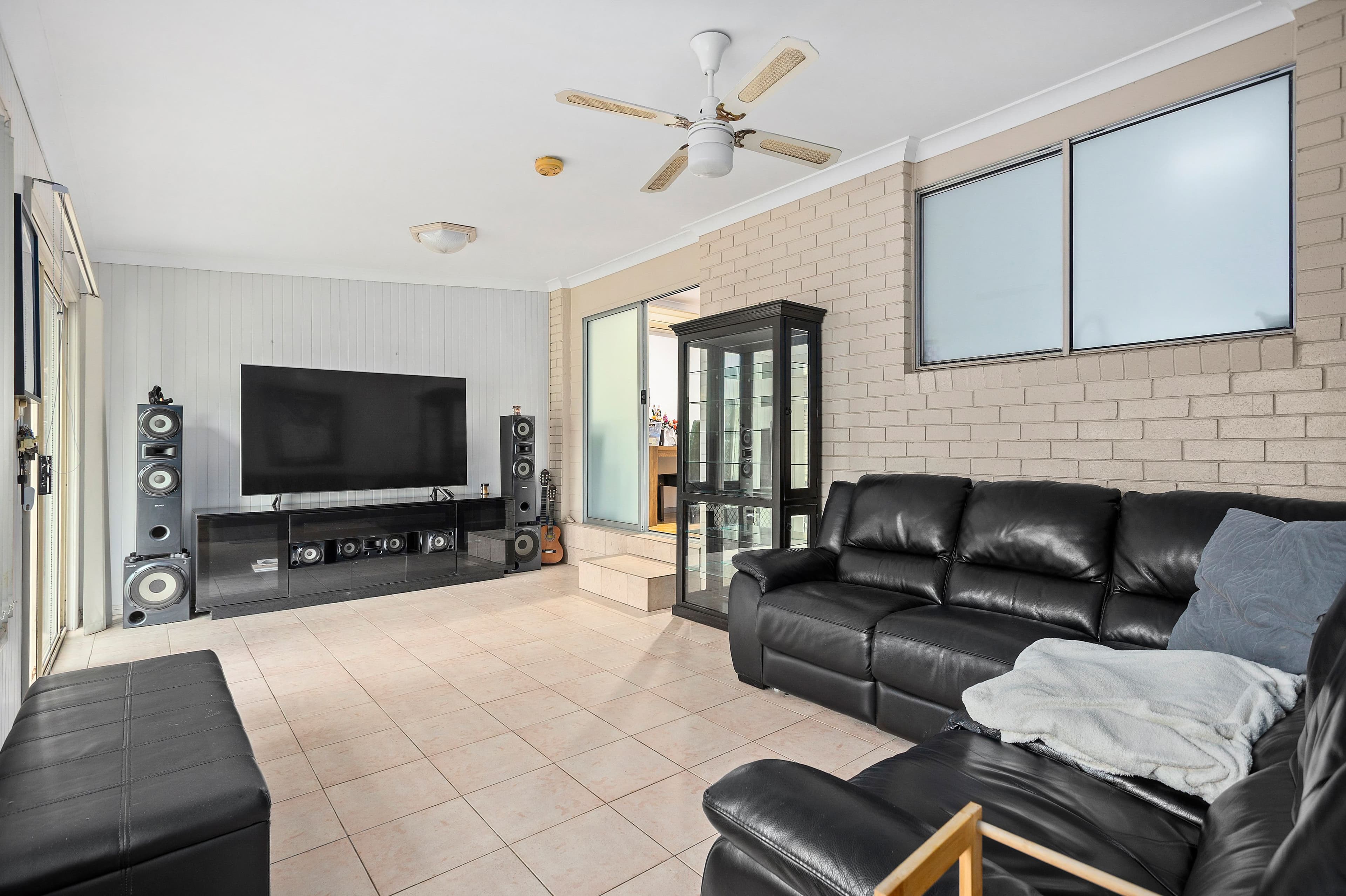 11 Jacaranda Crescent, Albion Park Rail NSW 2527, Albion Park Rail - Thumbnail 3