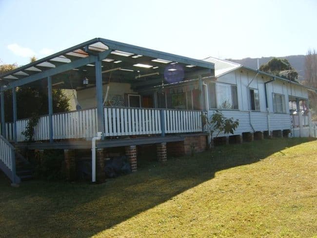 24  Lachlan Street, THIRROUL NSW 2515, Thirroul - Thumbnail 2
