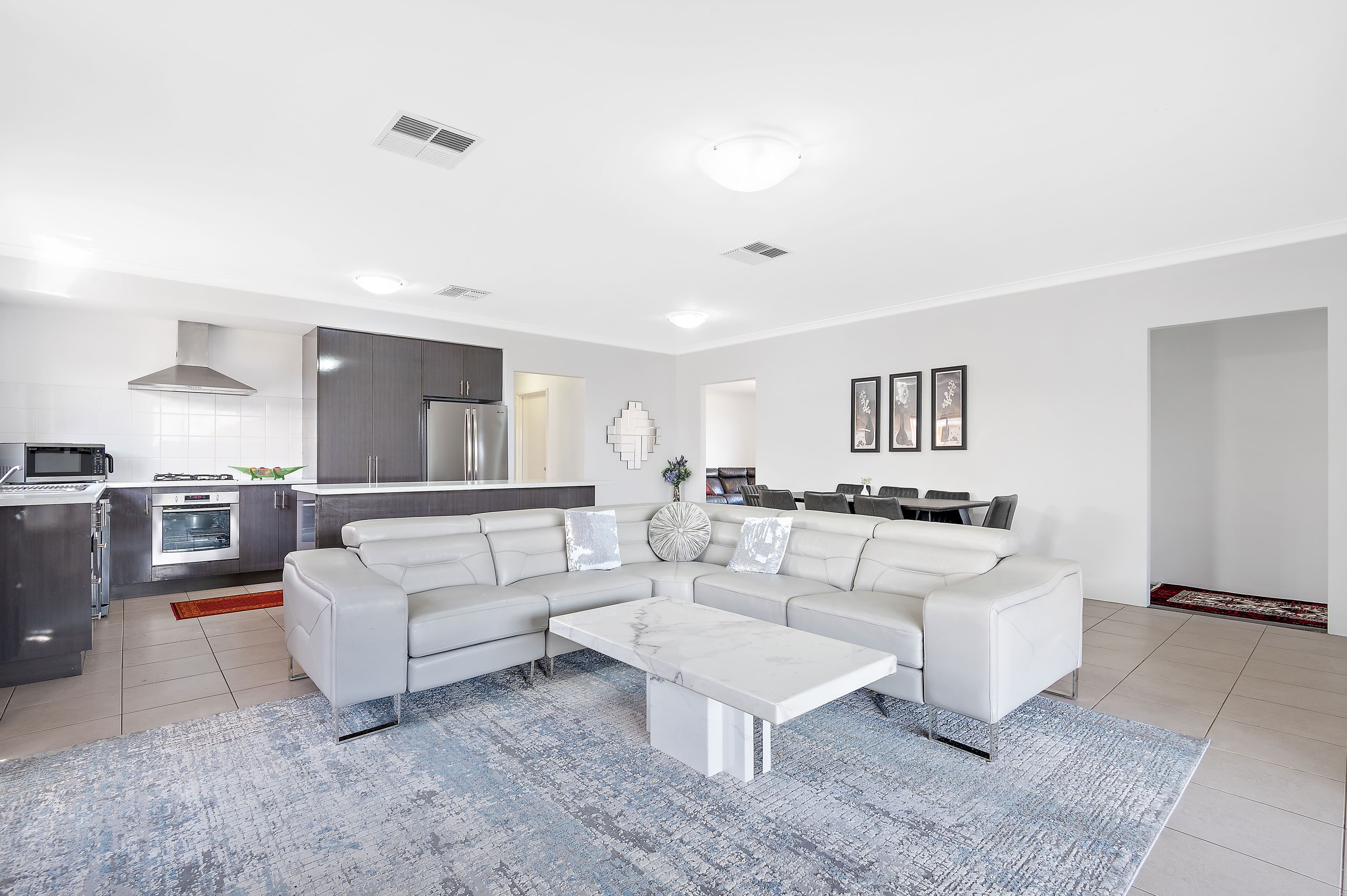 7 Savoy Place, Thornlie WA 6108, Thornlie - Image 1