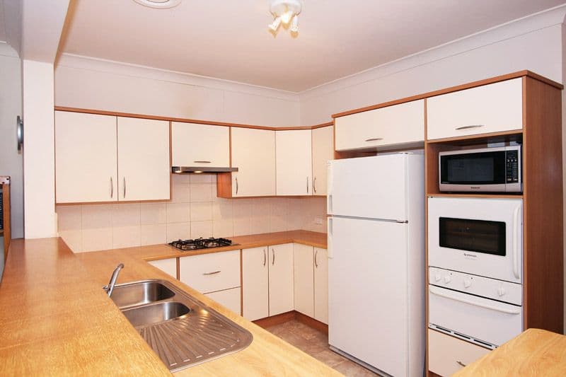 12 Roseland Grove, DONCASTER VIC 3108, Doncaster - Thumbnail 7