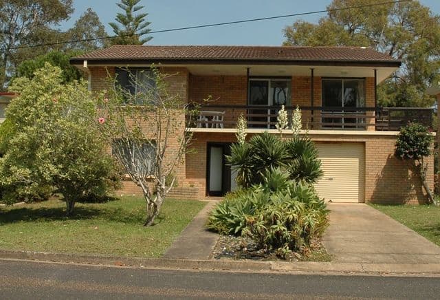 29 Fairview Drive, BATEMANS BAY NSW 2536, Batemans Bay - Thumbnail 2