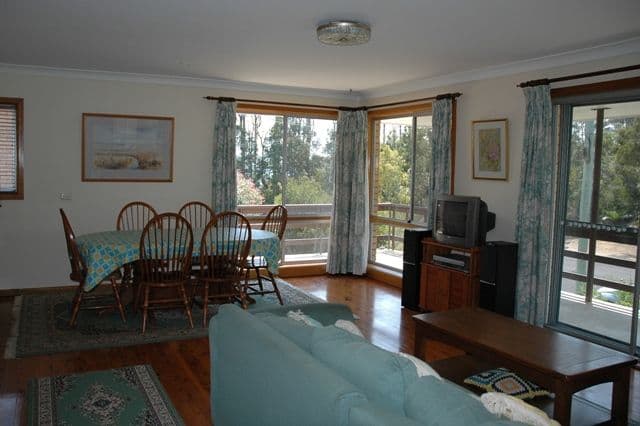 29 Fairview Drive, BATEMANS BAY NSW 2536, Batemans Bay - Thumbnail 4
