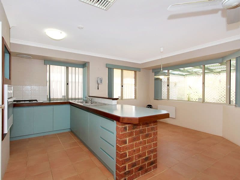 6 Nicholson Court, CANNING VALE WA 6155, Canning Vale - Thumbnail 6