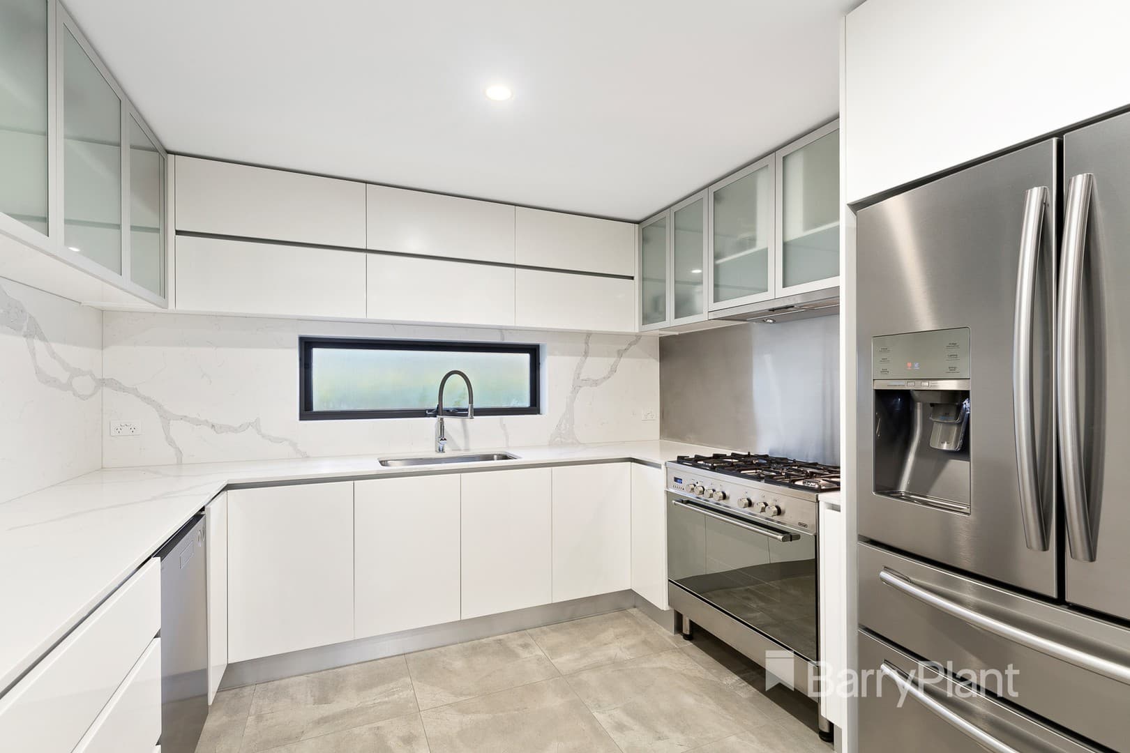 1/6 Waratah DriveTemplestowe Lower, VIC 3107, Templestowe Lower - Thumbnail 3