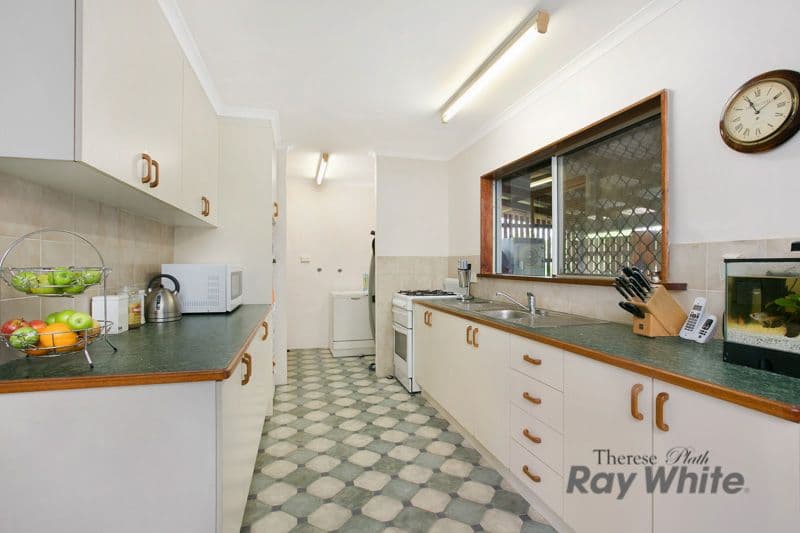 30 Jensen Street, MANOORA QLD 4870, Manoora - Image 1
