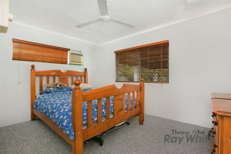 30 Jensen Street, MANOORA QLD 4870, Manoora - Thumbnail 5