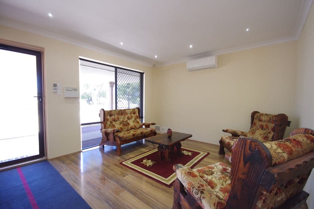 298 Illawarra Crescent, BALLAJURA WA 6066, Ballajura - Image 1