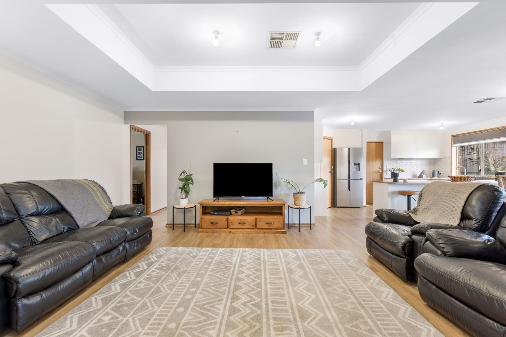 4 Robin Street, Mount Barker SA 5251, Mount Barker - Thumbnail 2