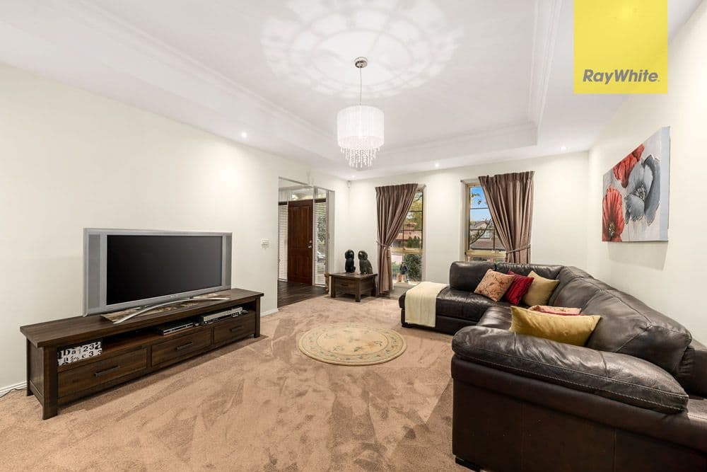 64 Pitfield Crescent, Rowville VIC 3178, Rowville - Thumbnail 5