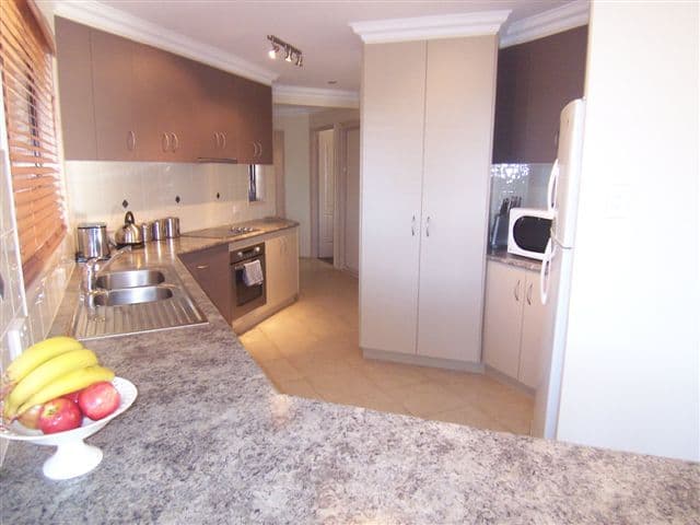 51  Nioka Drive, HIGHFIELDS QLD 4352, Highfields - Thumbnail 2