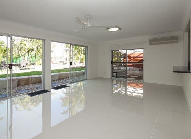 37 Glengala Drive, ROCHEDALE SOUTH QLD 4123, Rochedale South - Thumbnail 2