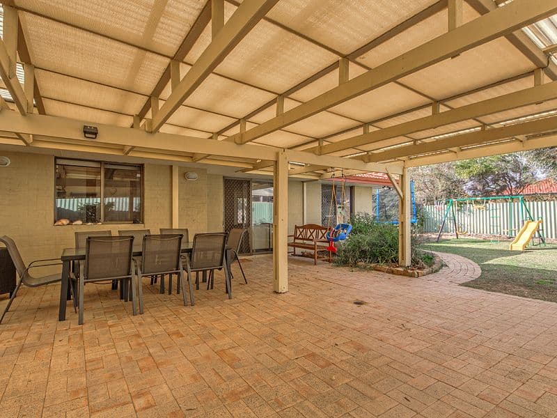 32 Nettleton Way, SAFETY BAY WA 6169, Safety Bay - Thumbnail 3