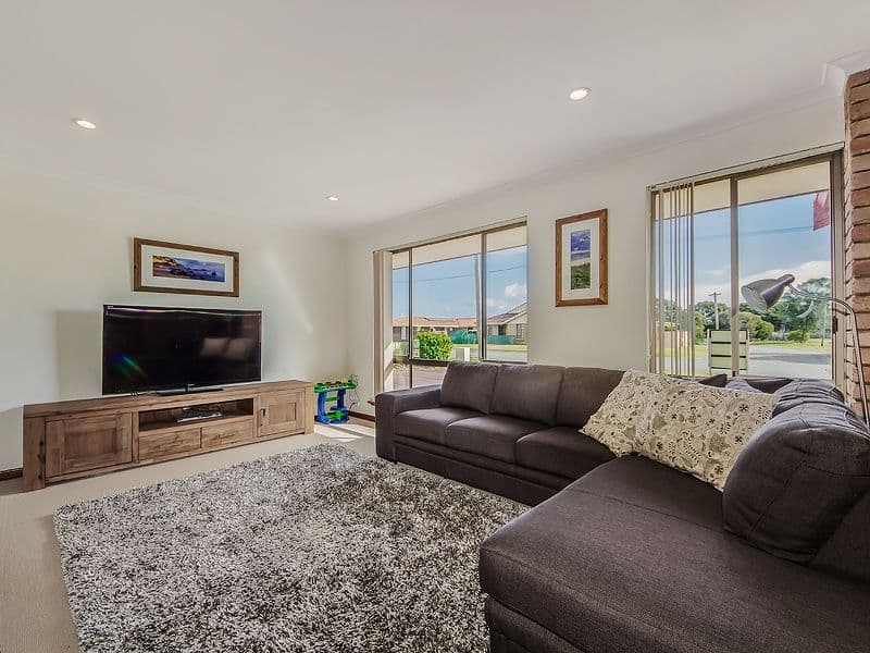 32 Nettleton Way, SAFETY BAY WA 6169, Safety Bay - Thumbnail 6
