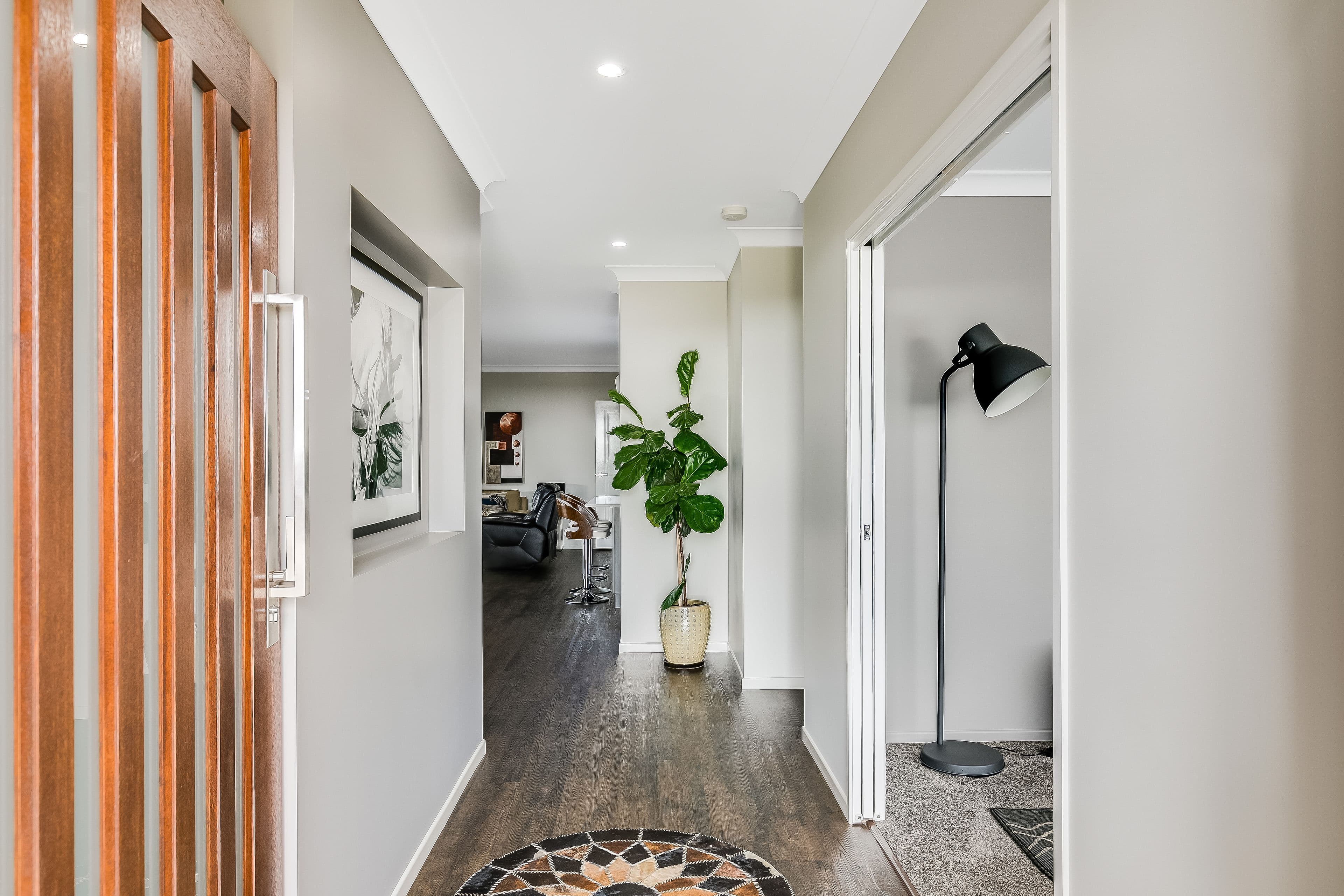14 Oldfield Street, Middle Ridge QLD 4350, Middle Ridge - Thumbnail 2