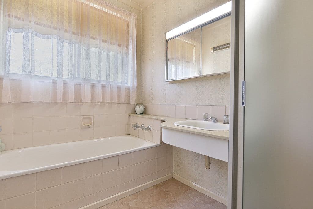 60 O'Connor Road, Knoxfield VIC 3180, Knoxfield - Thumbnail 5