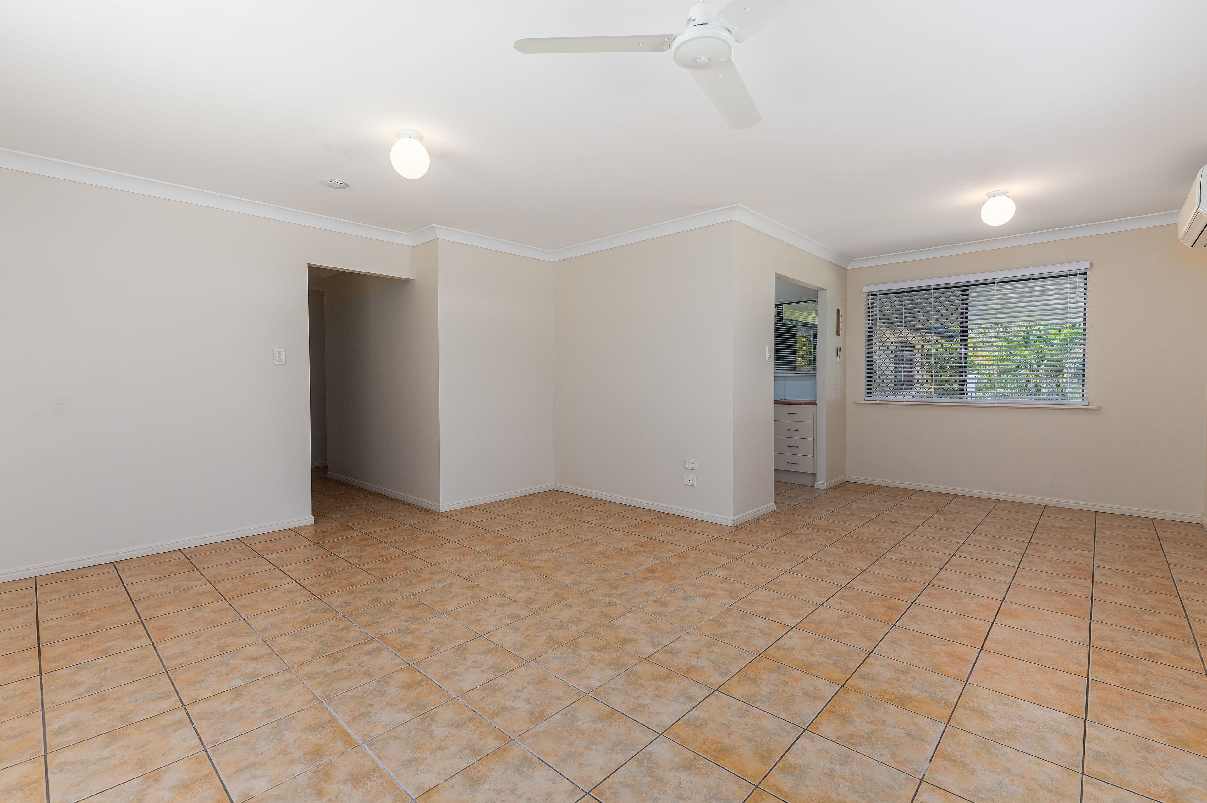 93 Witney Street, Kin Kora QLD 4680, Kin Kora - Thumbnail 5