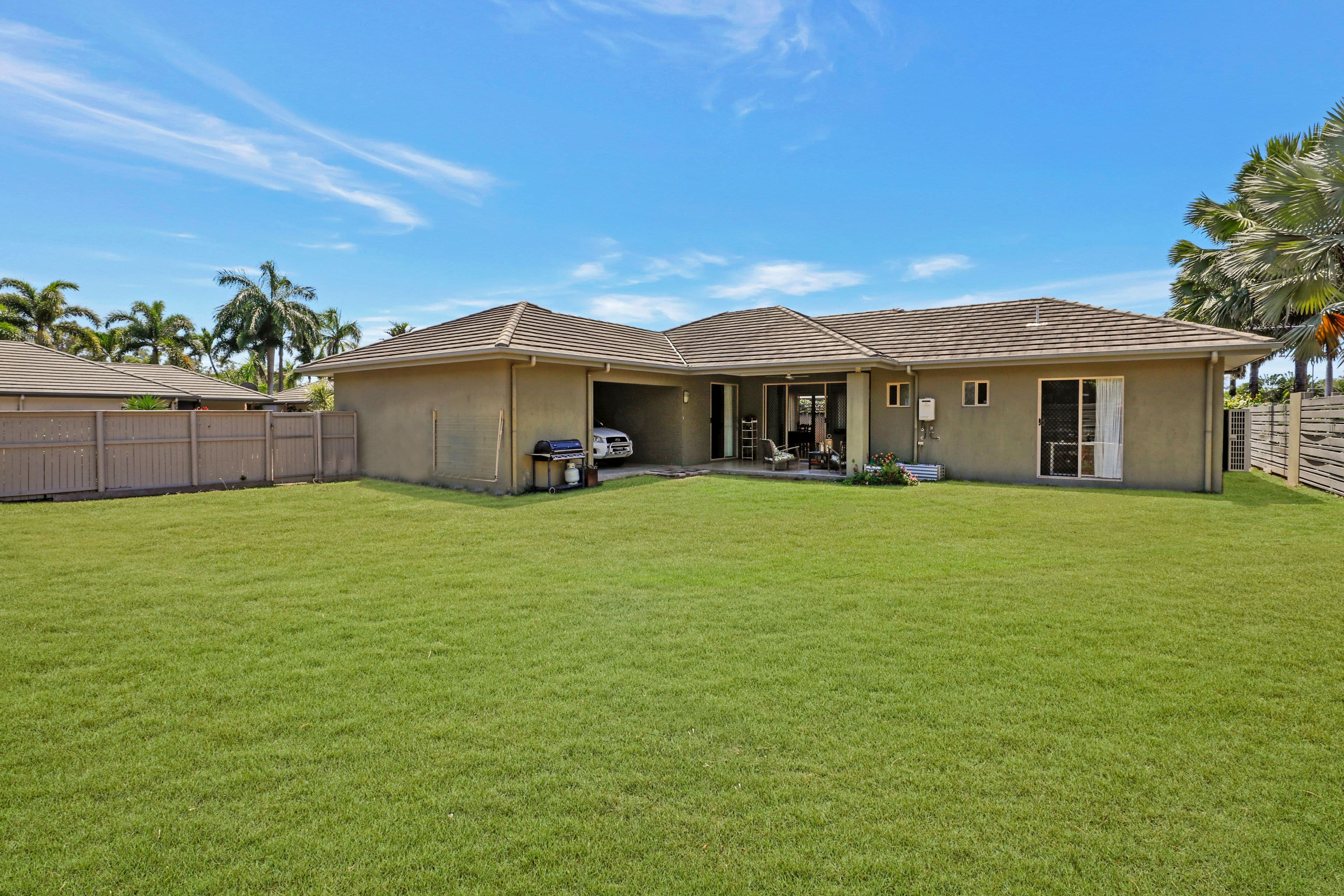 2-12 Paradise Palms Drive, Kewarra Beach QLD 4879, Kewarra Beach - Thumbnail 3