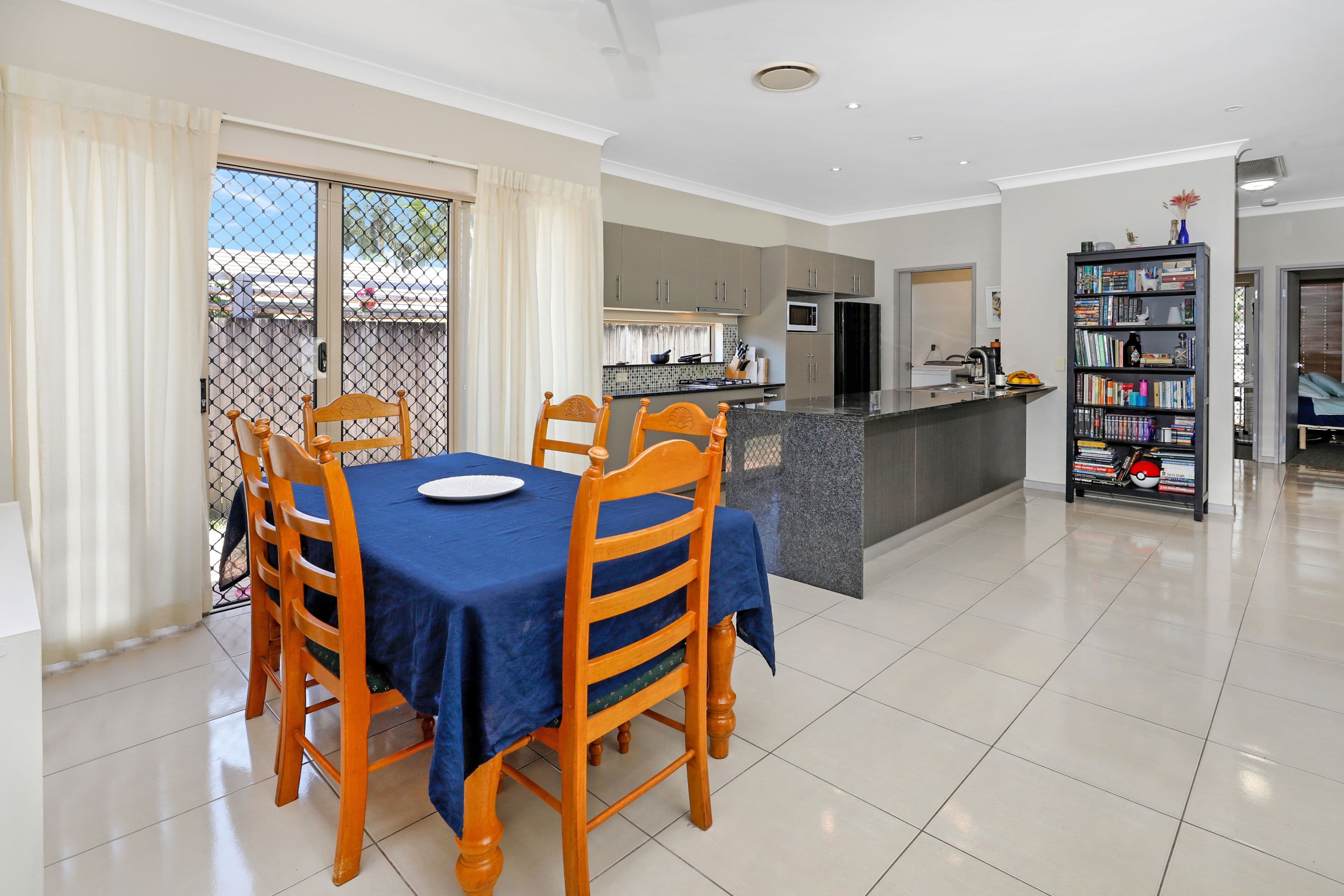 2-12 Paradise Palms Drive, Kewarra Beach QLD 4879, Kewarra Beach - Thumbnail 4