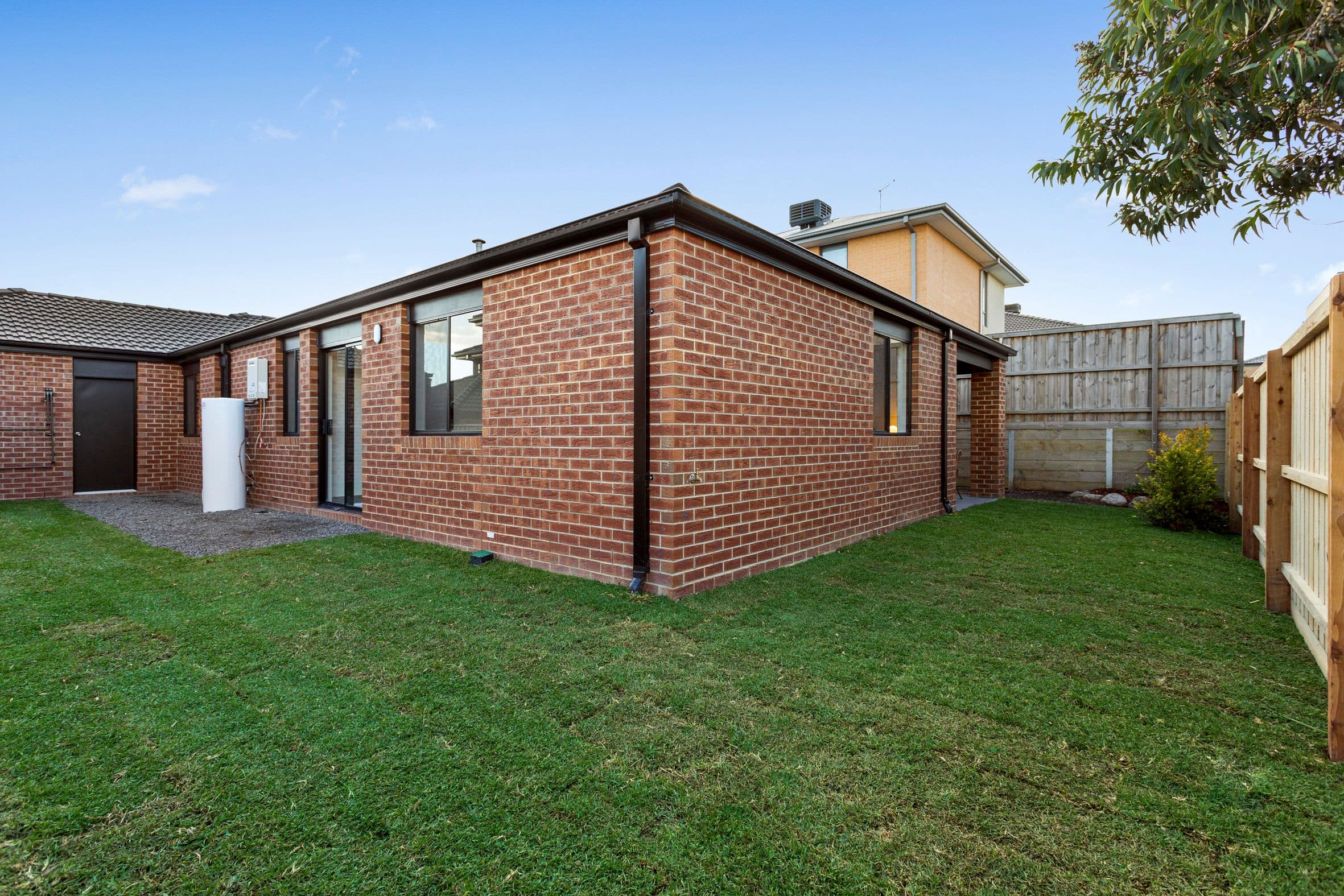 20 College Road, Doreen VIC 3754, Doreen - Thumbnail 2
