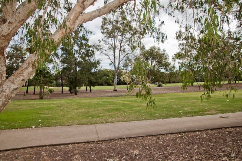 49 Golf Links Road, ROCKLEA QLD 4106, Rocklea - Thumbnail 6