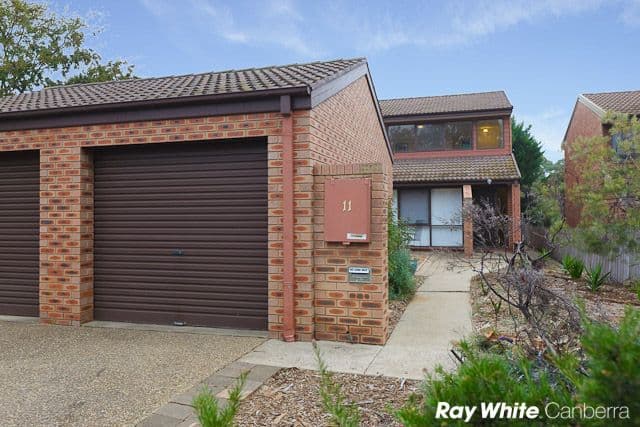 11 Moulden Court, BELCONNEN ACT 2617, Belconnen - Image 1