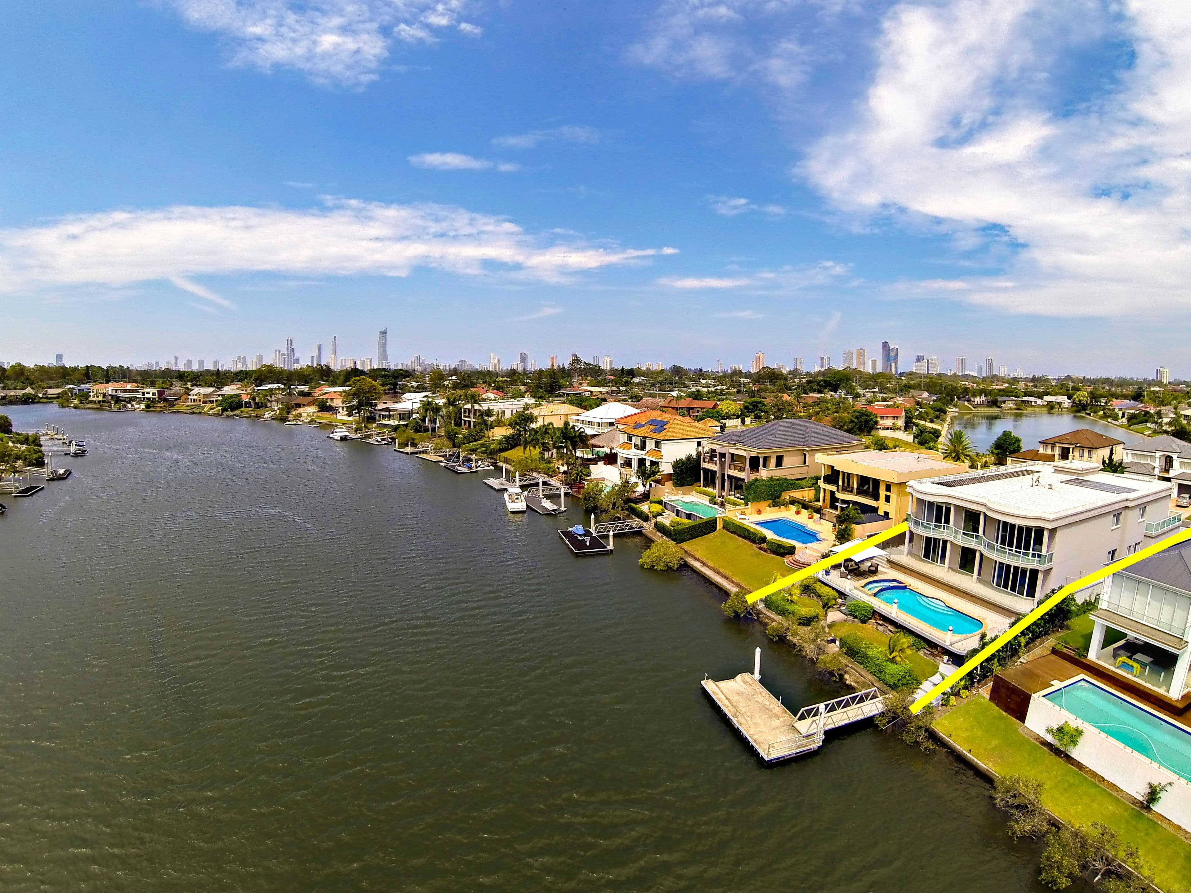 15 Ipsley Drive, Broadbeach Waters QLD 4218, Broadbeach Waters - Thumbnail 2