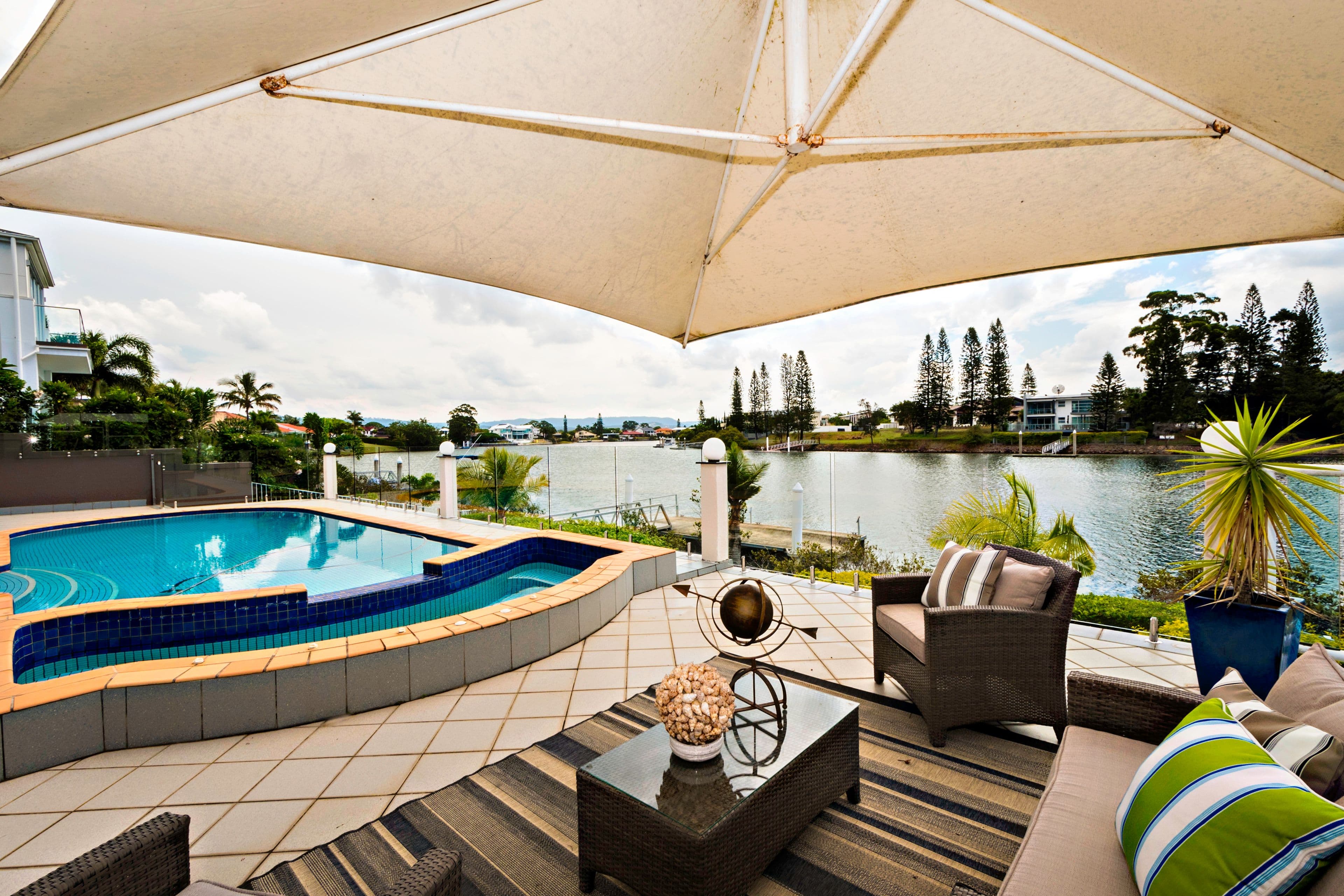 15 Ipsley Drive, Broadbeach Waters QLD 4218, Broadbeach Waters - Thumbnail 6