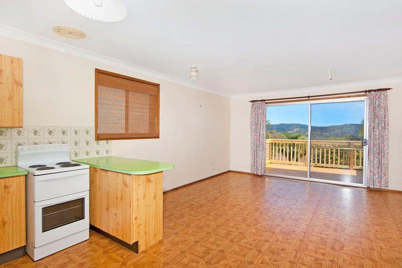 25 Masefield Avenue, BATEAU BAY NSW 2261, Bateau Bay - Thumbnail 5