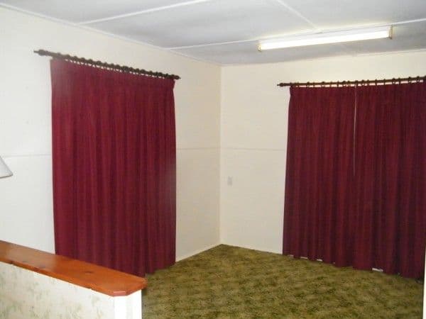 19 Windmill Road, CHINCHILLA QLD 4413, Chinchilla - Thumbnail 6