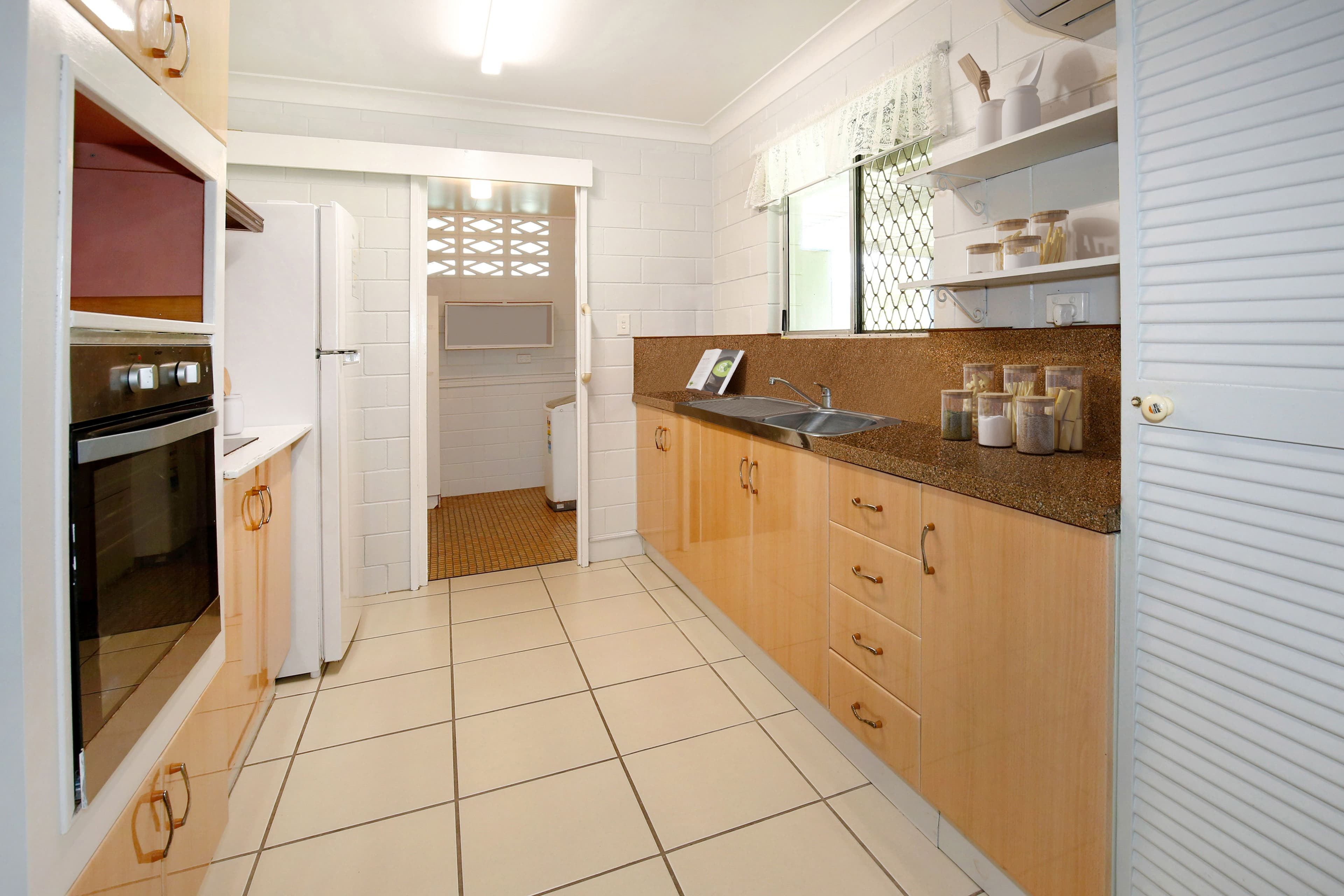 57 Hudson Street, Kirwan QLD 4817, Kirwan - Thumbnail 5