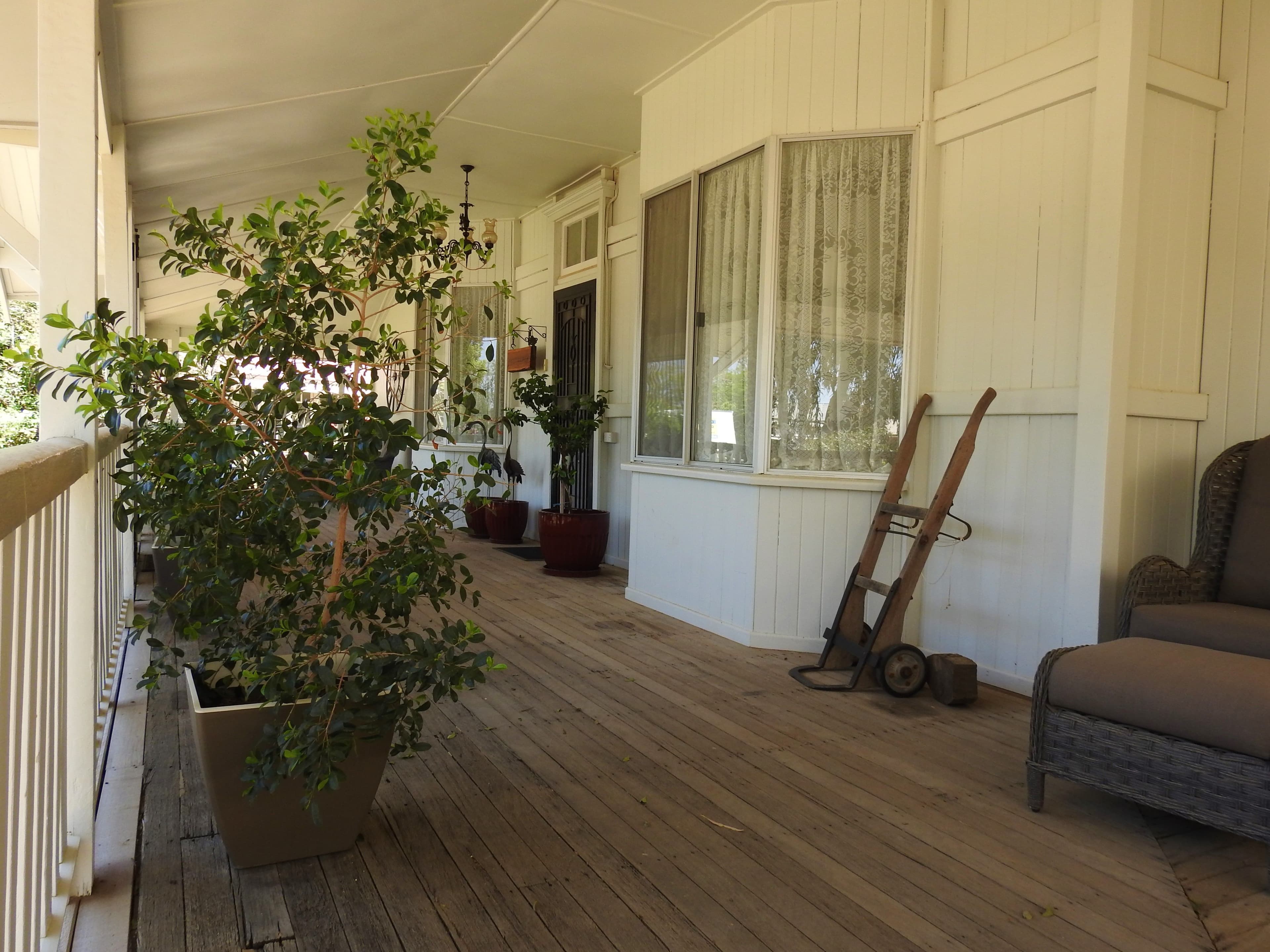149 Galah Street, Longreach QLD 4730, Longreach - Thumbnail 2