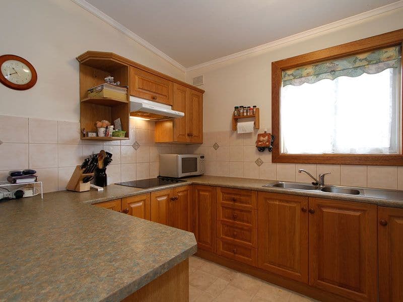 32 Brodie Crescent, CHRISTIES BEACH SA 5165, Christies Beach - Image 1