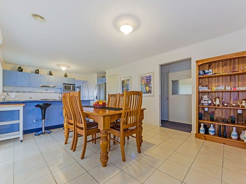 47 Manor Lakes Boulevard, Wyndham Vale VIC 3024, Wyndham Vale - Thumbnail 6