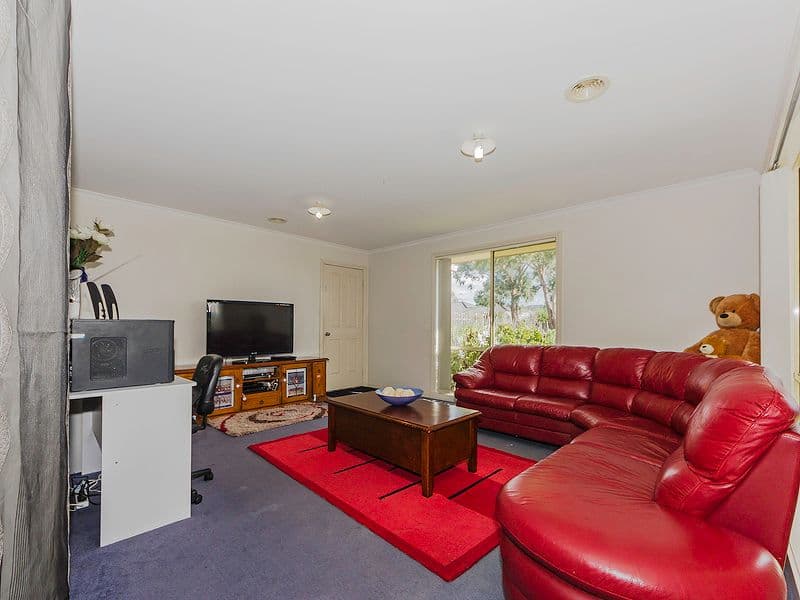 47 Manor Lakes Boulevard, Wyndham Vale VIC 3024, Wyndham Vale - Thumbnail 7