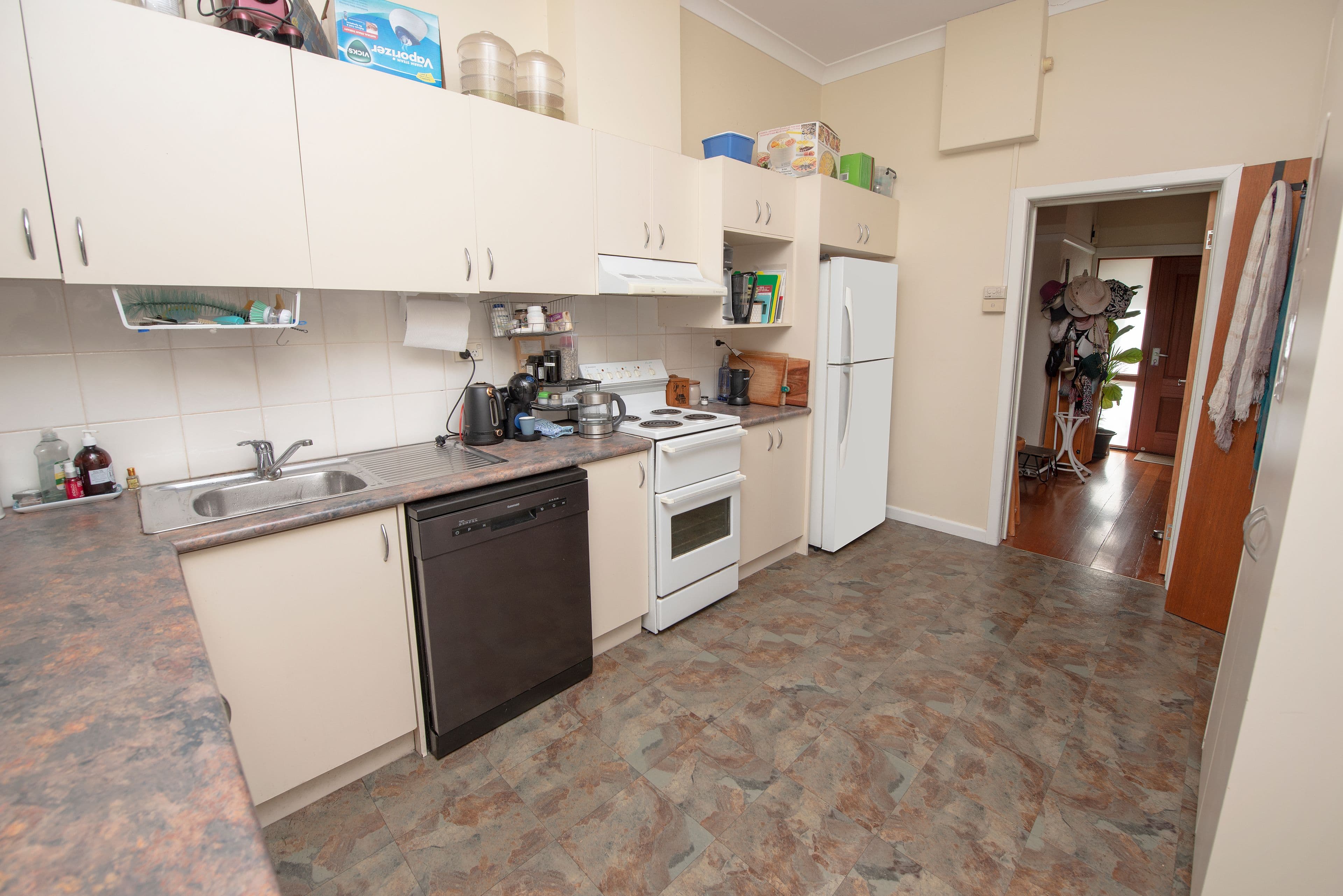 117 McCallum Street, Swan Hill VIC 3585, Swan Hill - Thumbnail 7