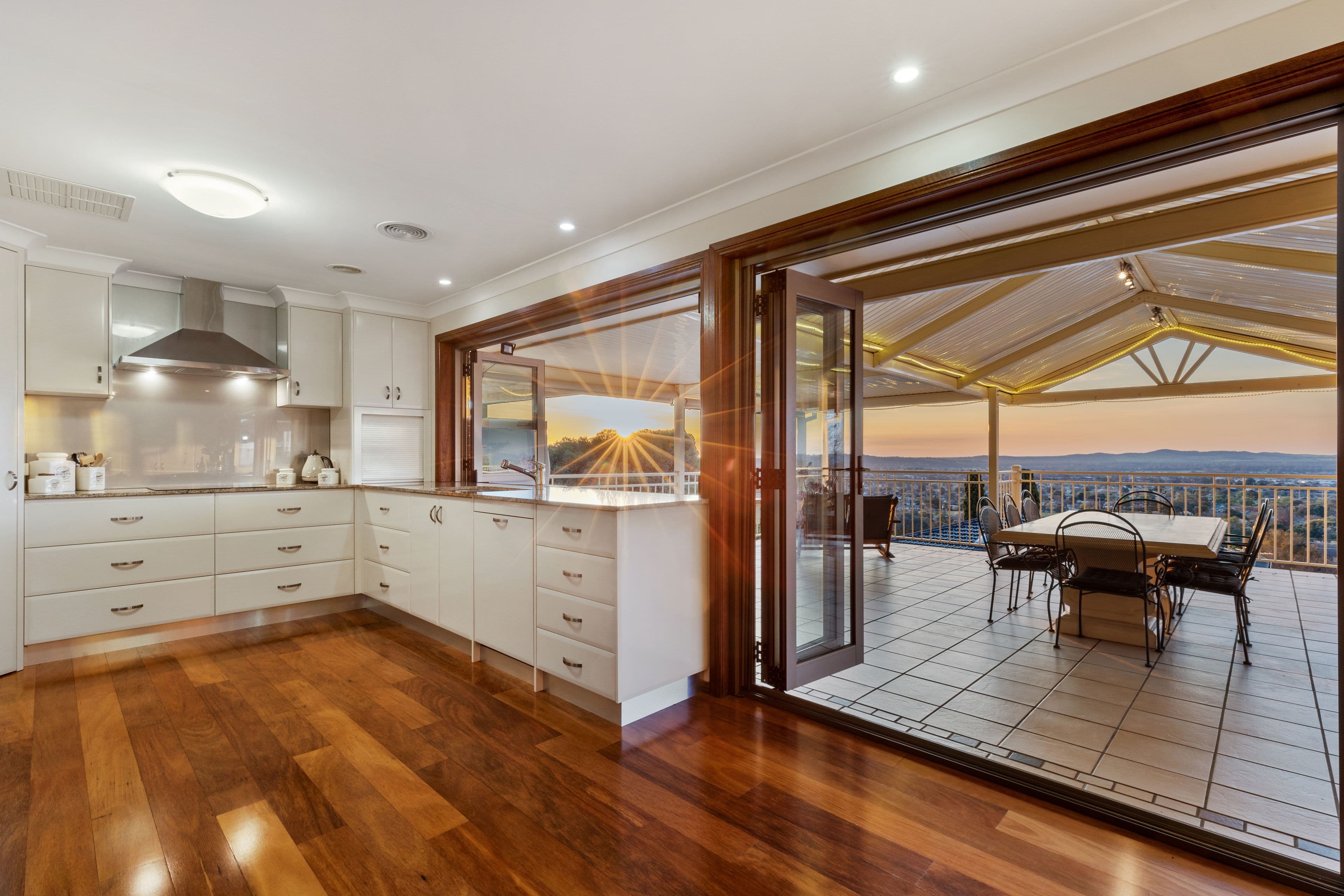 15 Roberts Road, Cranbourne - Thumbnail 3