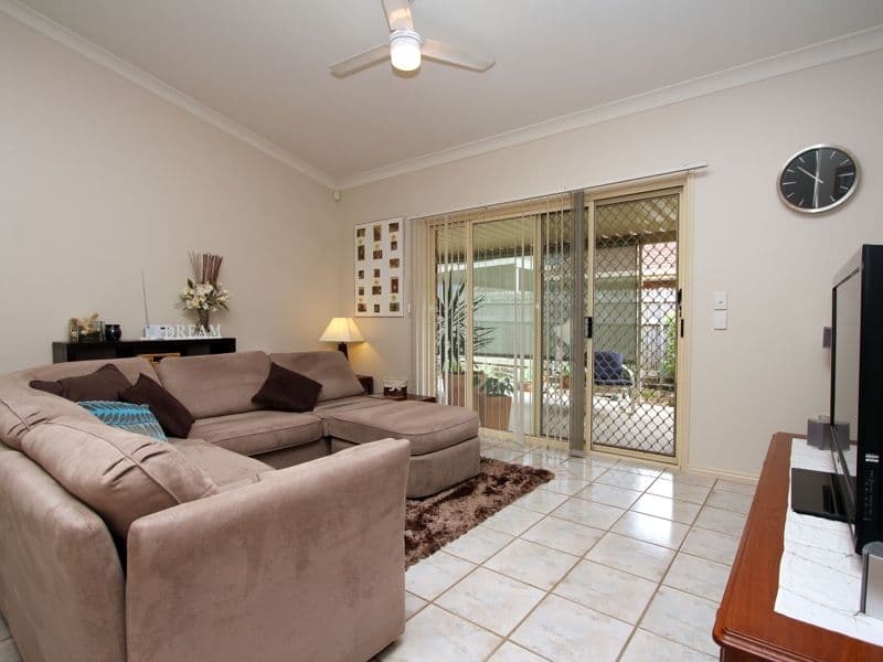 22 Khandalla Street, UPPER MOUNT GRAVATT QLD 4122, Upper Mount Gravatt - Thumbnail 3