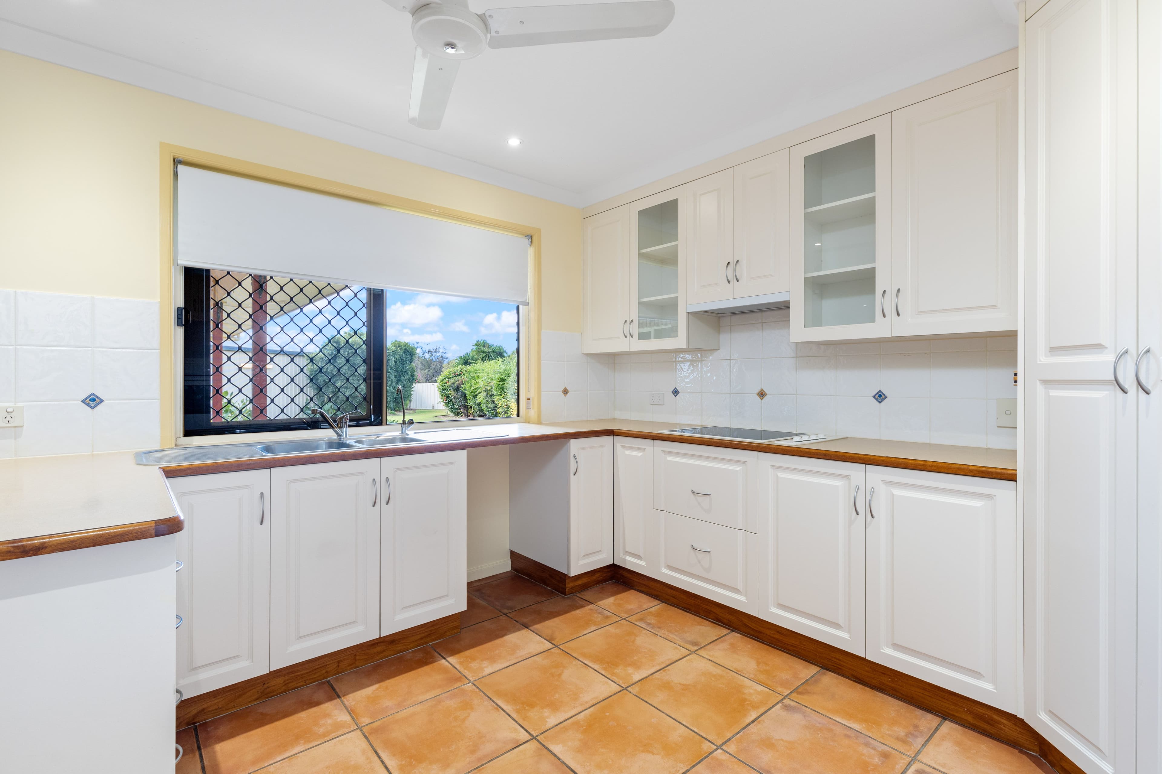 7 Callaghan Street, Emerald QLD 4720, Emerald - Thumbnail 5