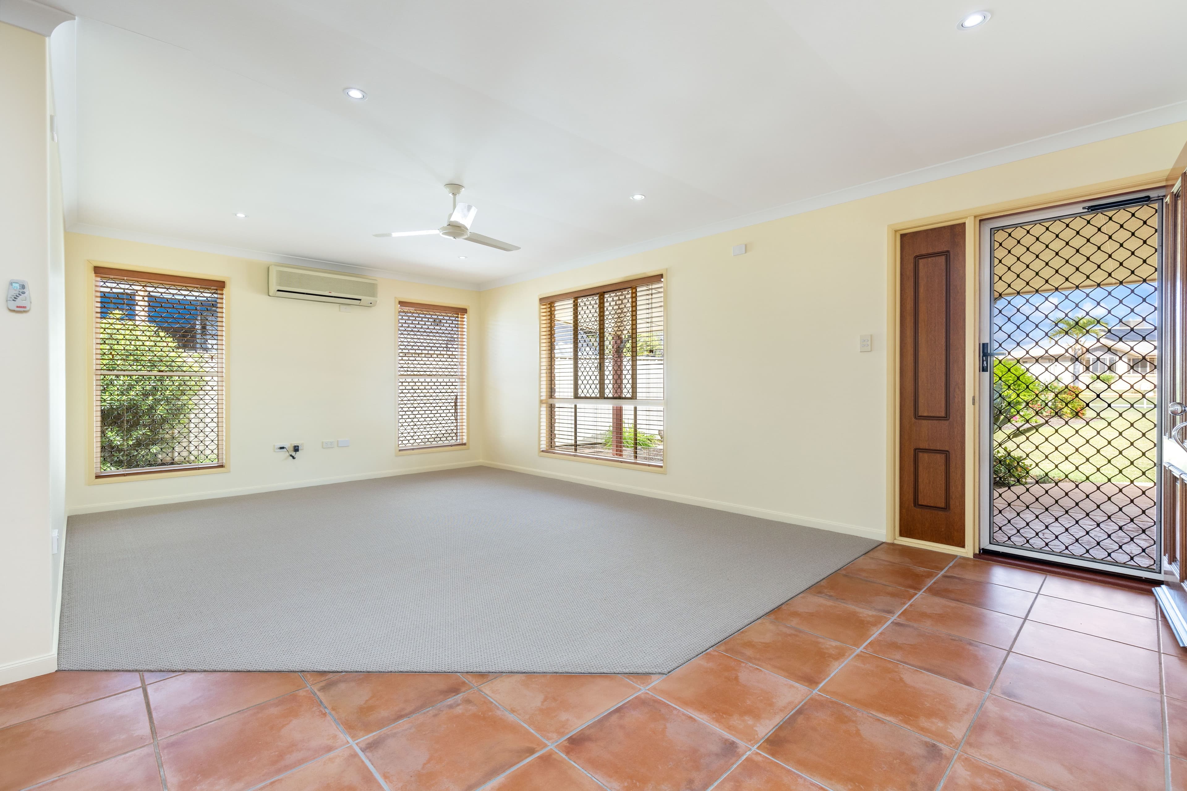 7 Callaghan Street, Emerald QLD 4720, Emerald - Thumbnail 8